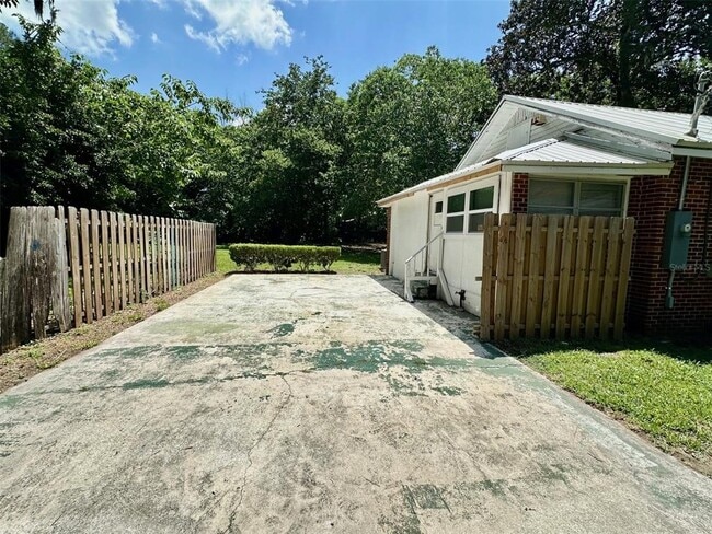 Building Photo - 13404 NW 154th Ave