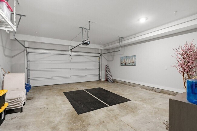 Building Photo - 285 Castleberry Hill Walk SW