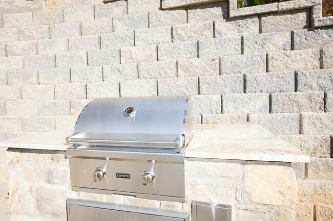 Building Photo - 3152 Anstey Ln