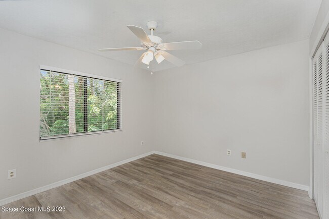 Building Photo - 2620 Redwood Ave
