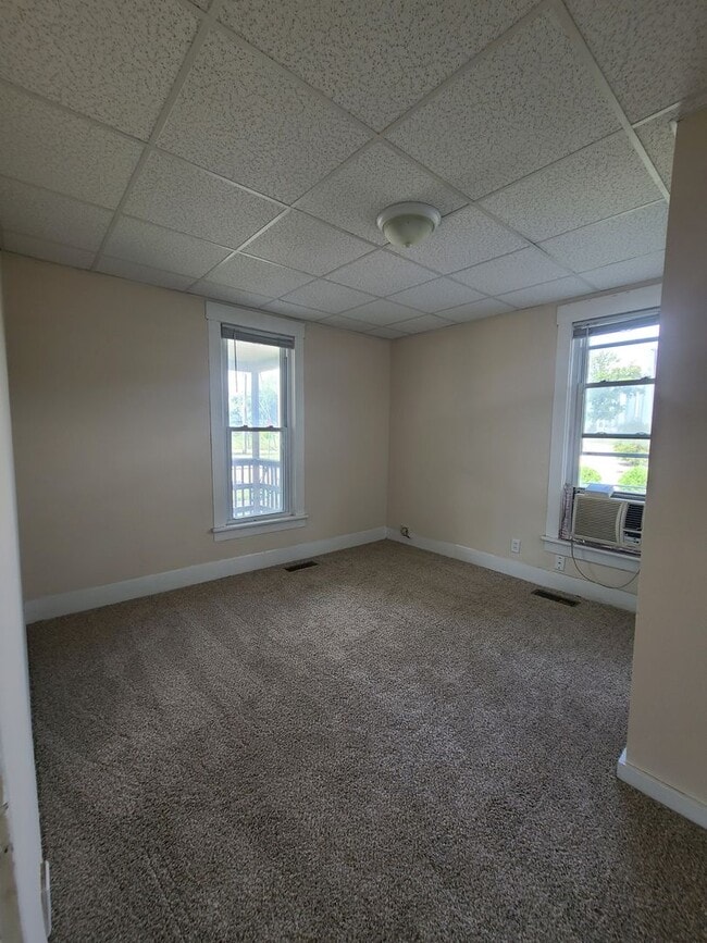 Building Photo - 1412 N Champaign St