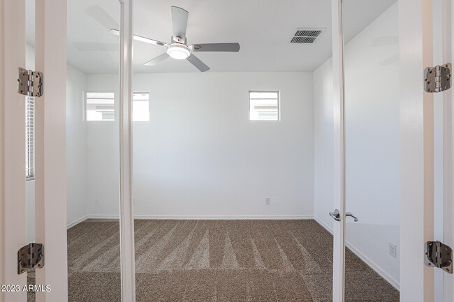 Building Photo - 13554 W Shifting Sands Dr