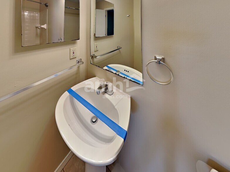 Building Photo - 6224 Wrothston Dr