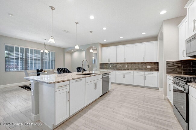 Building Photo - 7506 Millbrook Ave