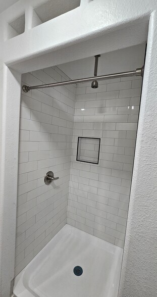 Small Full Bath - 1600 Orange Ave