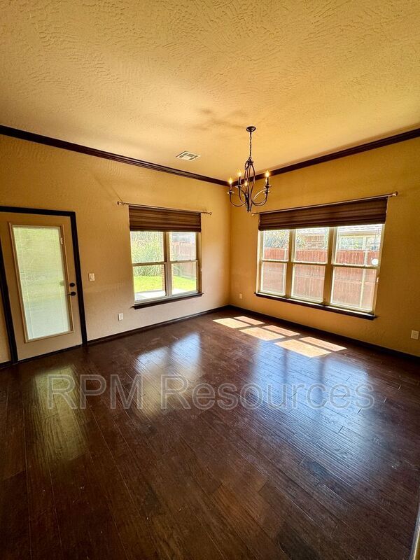 Building Photo - 3121 SW 136th Terrace