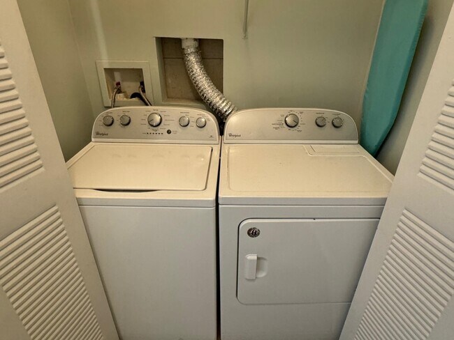 Building Photo - 510 Florida Club Blvd