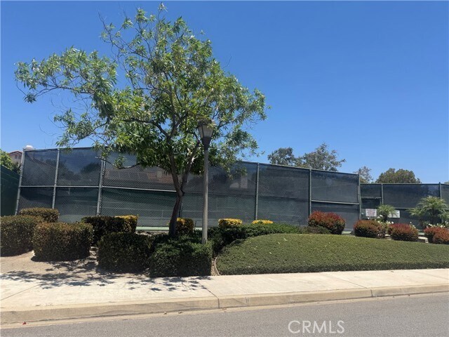Building Photo - 860 Calle del Sol