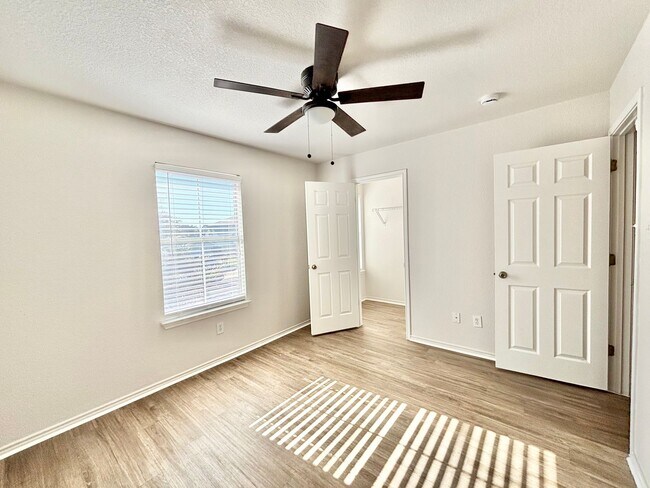 Building Photo - 6915 Opal Cliffs