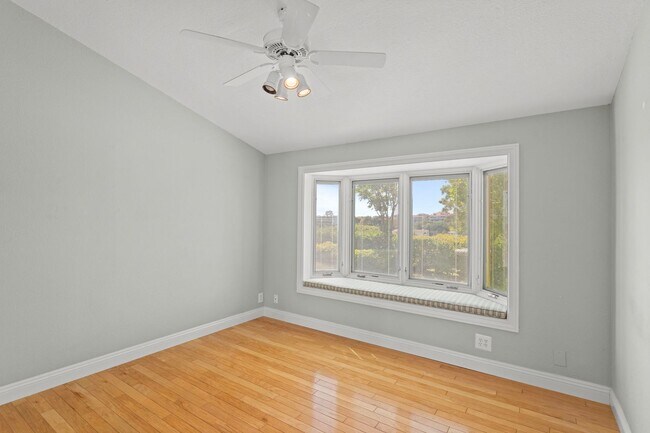 Building Photo - Stunning *VIEW* home for rent in desirable...