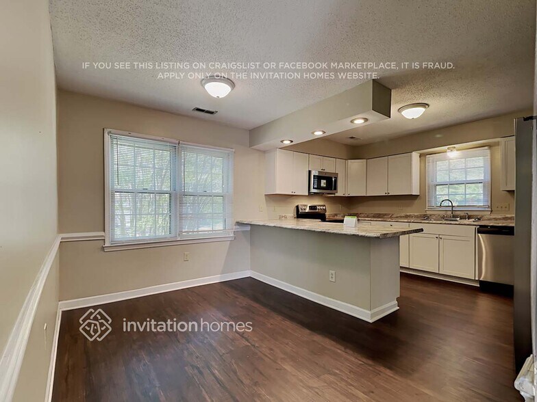 Building Photo - 4021 Trehurst Ct