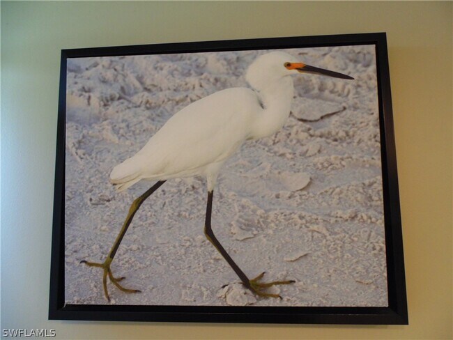 Building Photo - 4835 SW 18th Ave