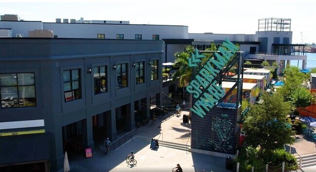 Building Photo - 2305 W Texas Ave