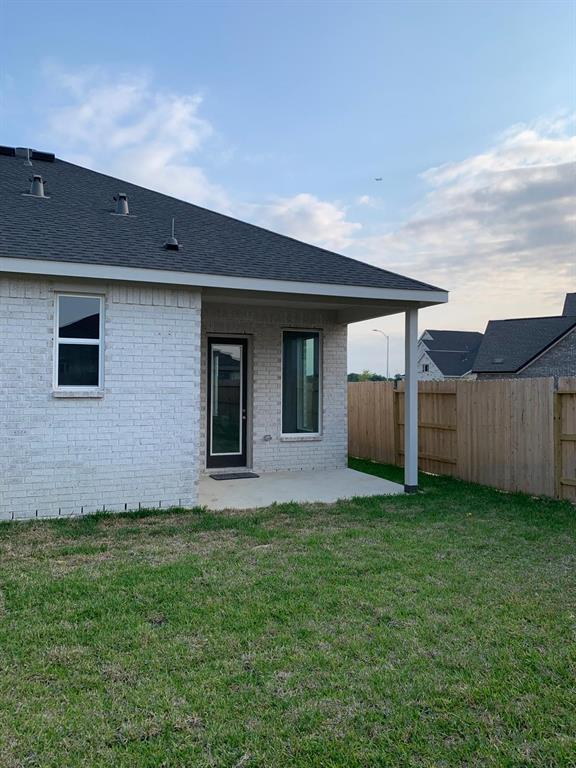 Building Photo - 32030 Meadowlake Mews Ln