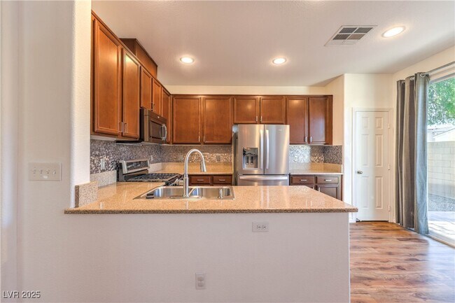 Building Photo - 9194 Red Knoll St