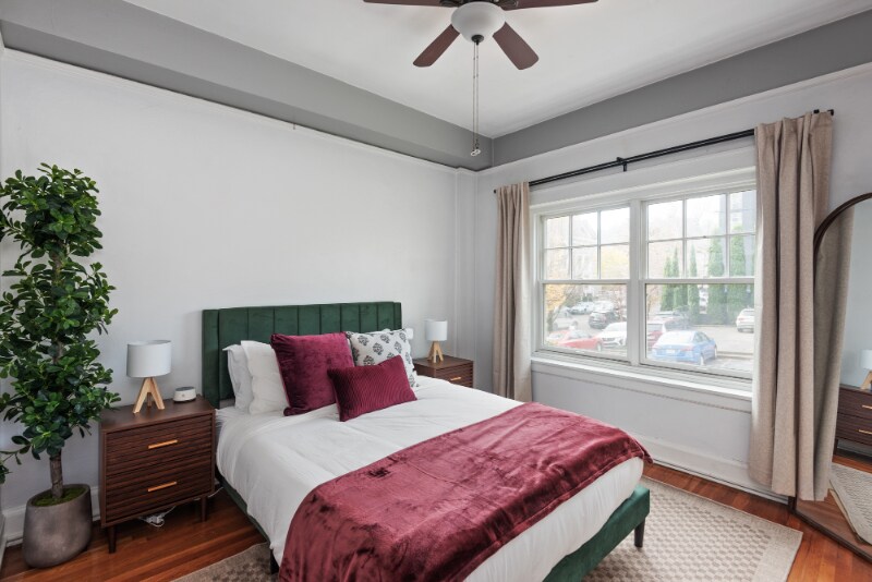 Primary Photo - 2015 NW Flanders St