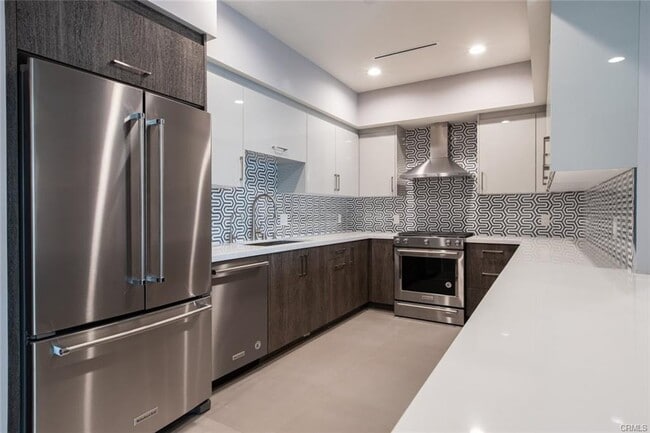 Building Photo - 2225 Mira Vista Ave