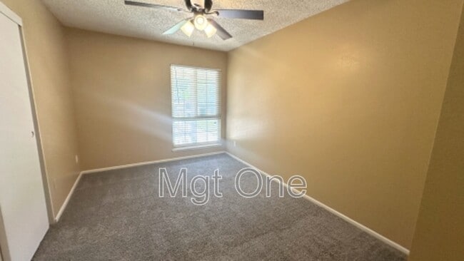 Building Photo - 4259 Redstar Ct