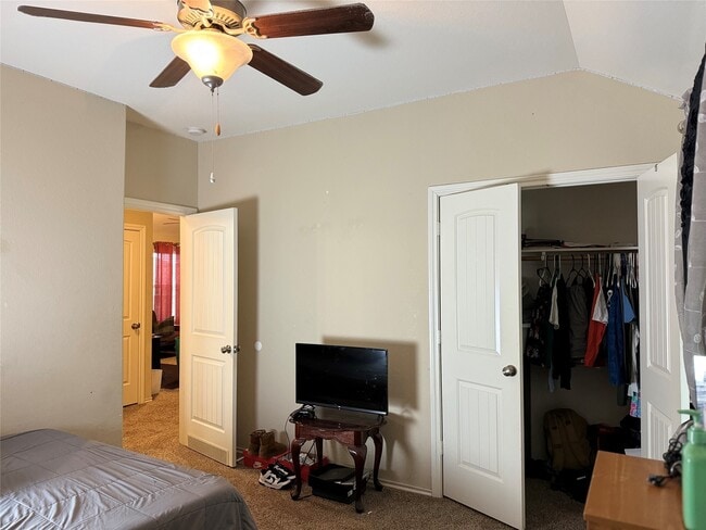 Building Photo - 6861 Dogwood Cliff Ln