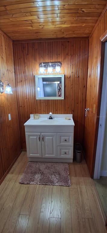 Building Photo - 441 E Rubens Dr