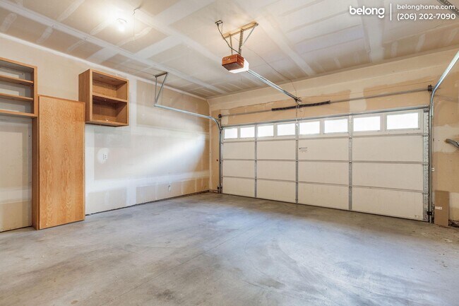 Building Photo - 11411 SE 259th St