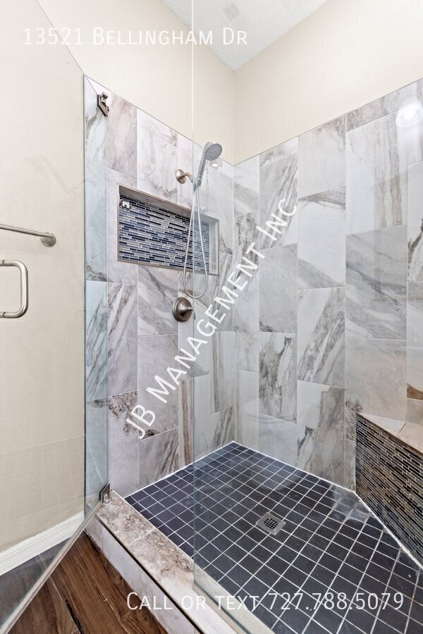 Building Photo - 13521 Bellingham Dr