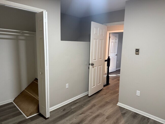 Building Photo - S. Mont Valla Avenue