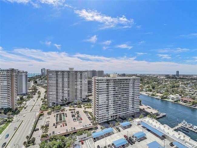 Building Photo - 1945 S Ocean Dr