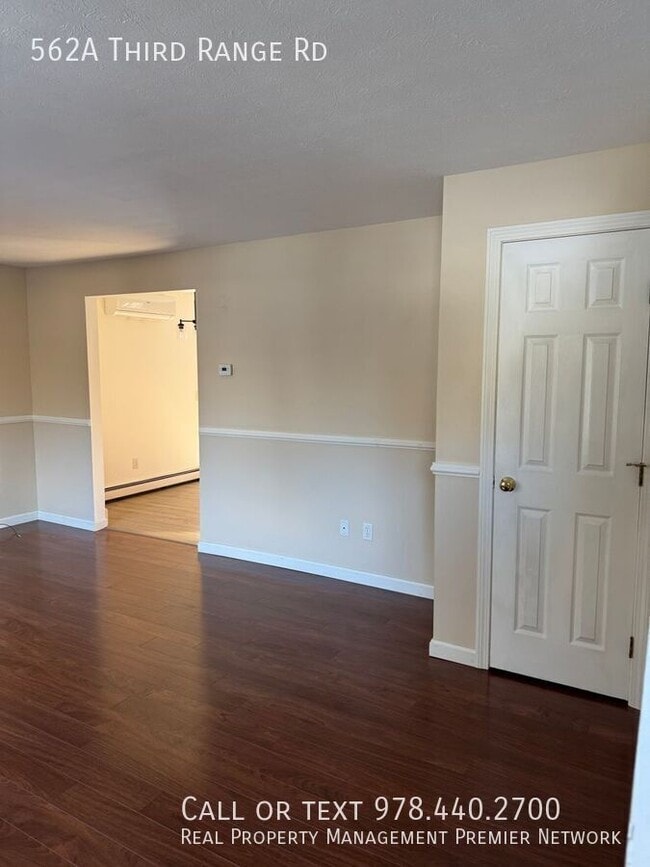 Building Photo - 562A Third Range Rd