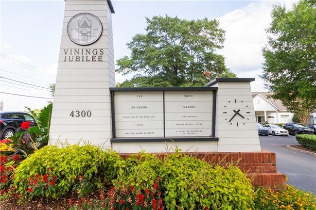 Building Photo - 2955 Seven Pines Ln