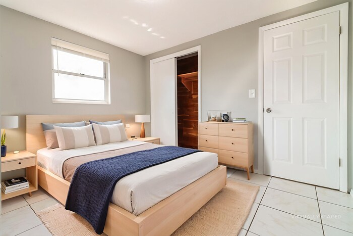 Building Photo - 3724 Redwood Dr