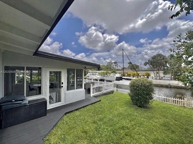 Building Photo - 2430 Key Largo Ln