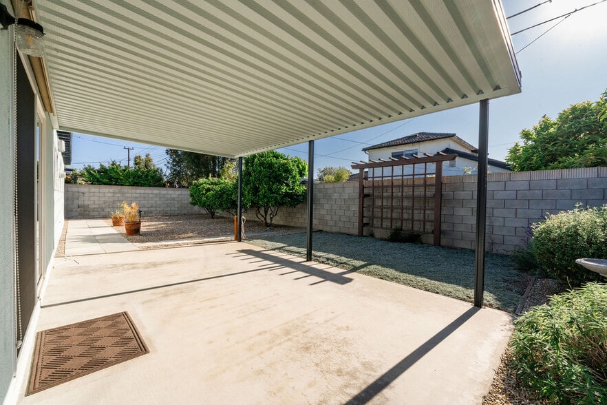 Building Photo - 16771 Glenhaven Ln