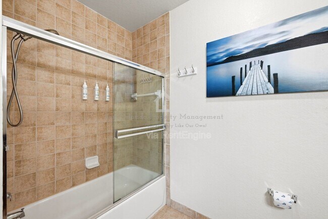 Building Photo - 1301 Tuscan Hills Blvd