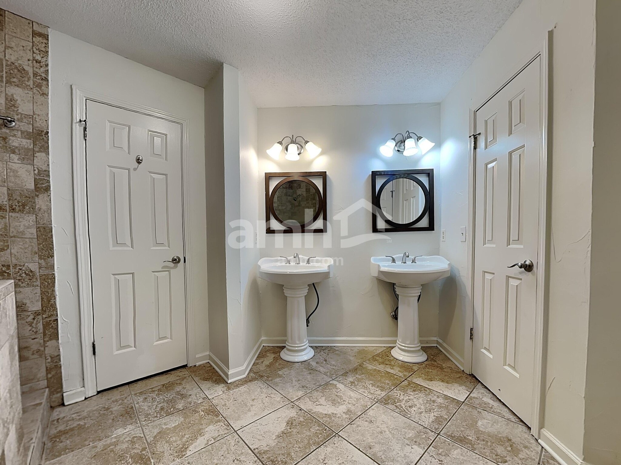 Building Photo - 245 Brookstone Cove