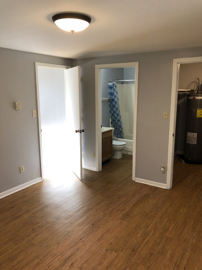 Building Photo - 412 Spann Ave