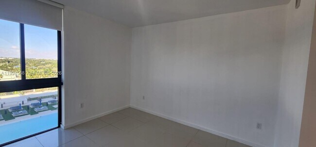 Building Photo - 5300 Paseo Blvd