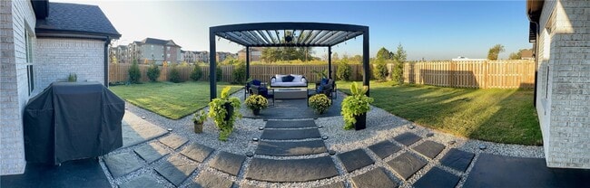 Building Photo - 2014 W Chandler Ave