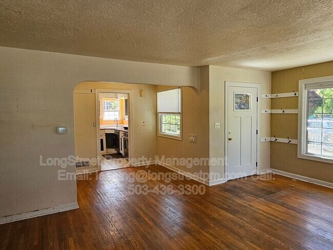 Building Photo - 7036 N Concord Ave