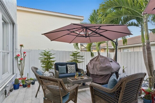 Building Photo - 18087 SW 30th Ct