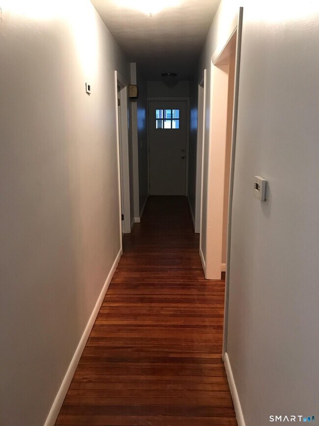 Building Photo - 118 Woodland St