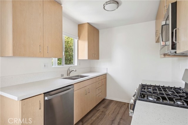 Building Photo - 375 Woodland Pl