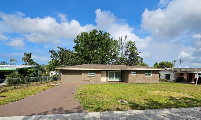 Building Photo - 3823 Monica Pkwy