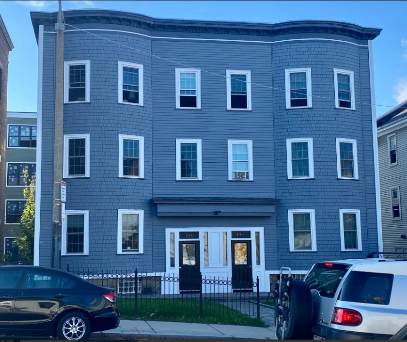 Building Photo - 135 Saint Alphonsus St