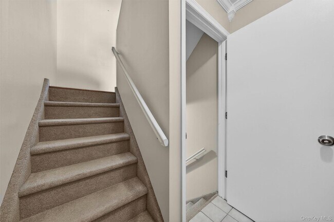 Building Photo - 50 Bonney Ct