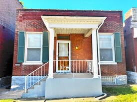 Building Photo - 3808 Fairview Ave