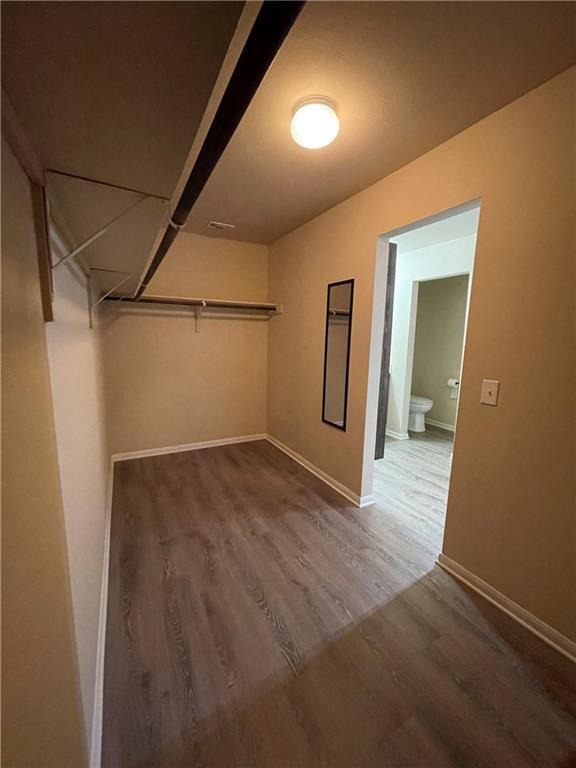 Building Photo - 222 Camellia Dr