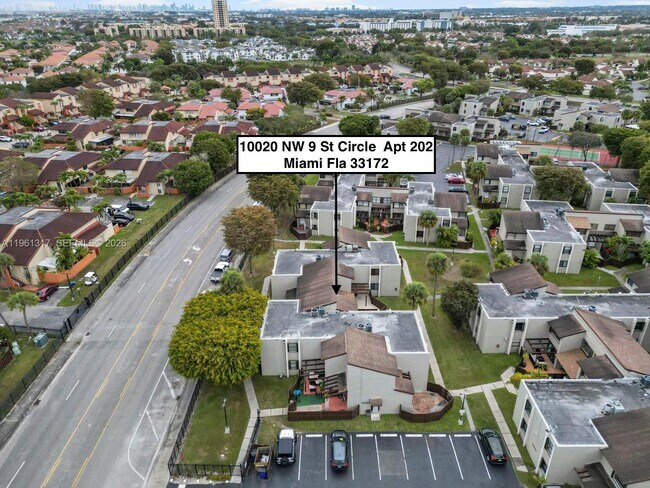 Building Photo - 10020 NW 9th St Cir