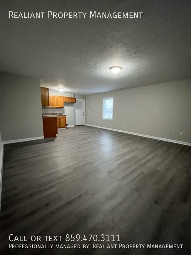 Building Photo - 120 Wichita Dr