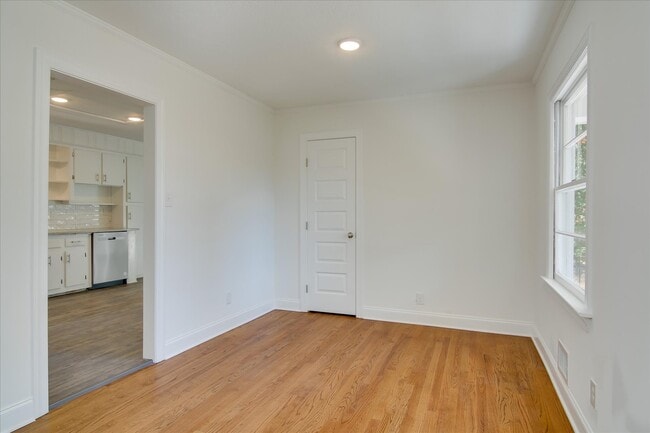 Building Photo - 1613 Pendleton Rd